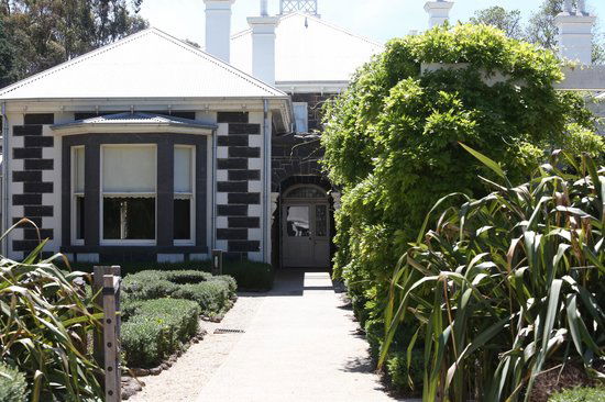 Eynesbury VIC Stays Accommodation