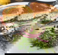 Elefant Lounge Cafe - Stayed