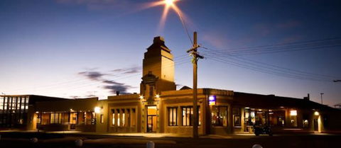 Central Hotel Bistro - Stays Accommodation 0