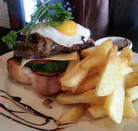 Silvers Bar and Grill - Stays Accommodation