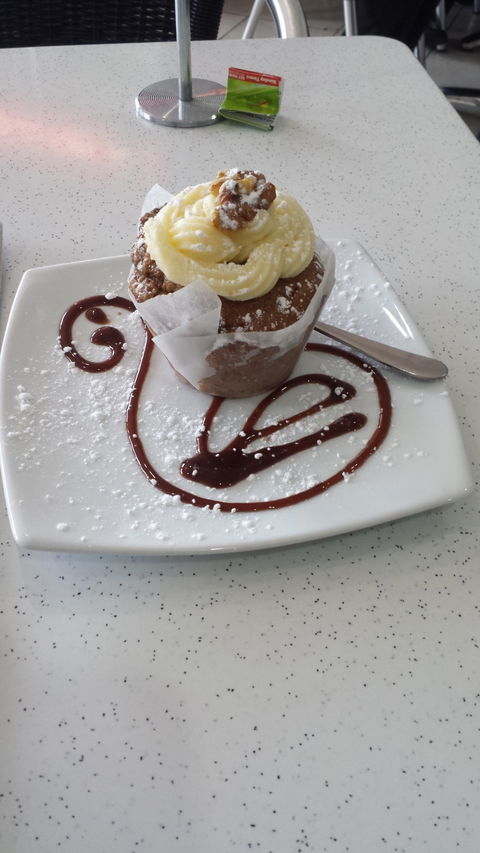 Cafe Amphora - Stays Accommodation 38