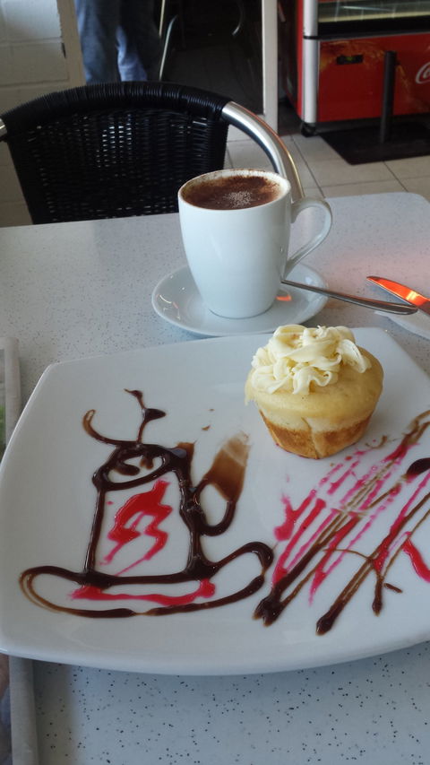 Cafe Amphora - Stays Accommodation 39
