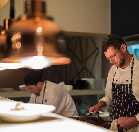 Cafe Amphora - Stays Accommodation 15