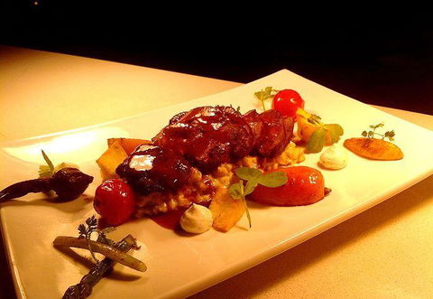 Cafe Amphora - Stays Accommodation 31