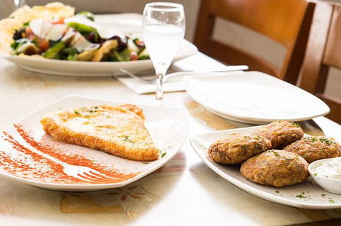 Yaya's Hellenic Kitchen & Bar - Stayed 0