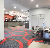 Drouin Family Hotel - Stays Accommodation
