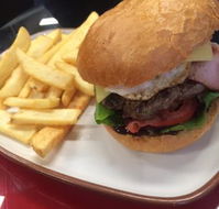 Drouin PizzaBurger Lounge - Stays Accommodation