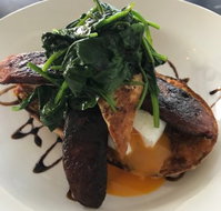 Six Sisters  a Pigeon - Stayed