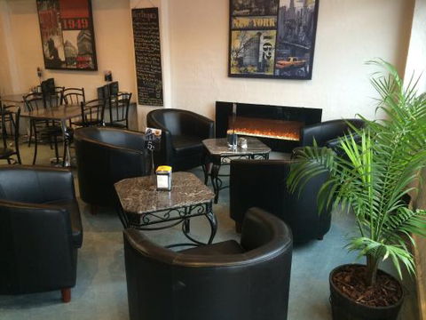 SKYES Cafe & Courtyard - Stays Accommodation 0