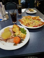 Red Cliffs Restaurants and Takeaway Stayed Stayed