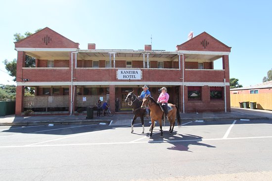 Sutton ACT Stays Accommodation