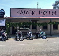 Yarck Hotel - Stays Accommodation