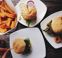 Moo Gourmet Burgers Newtown - Stayed