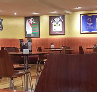 Churchills Sports Bar - Stays Accommodation