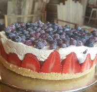 Charlie Lovett Peakhurst - Stayed