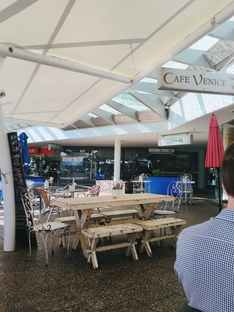 Cafe Venice - Stayed 3