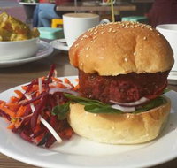 Veggie Mama - Stayed