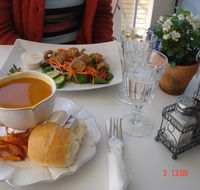 Le Beau Cafe - Stays Accommodation