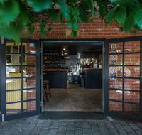 Vine And Tap - Stayed