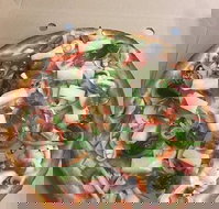 Leaning Tower Of Pizza - Stayed