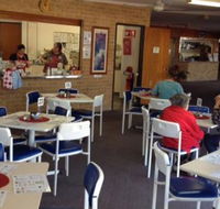 Red Dove Coffee Shop - Stays Accommodation