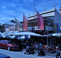 Windsor Seafoods - Stays Accommodation