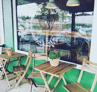 The Courtyard Coffee Shop - Stayed