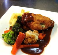 Globe Hotel Restaurant - Stays Accommodation