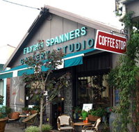 Flying Spanners Gallery - Stayed