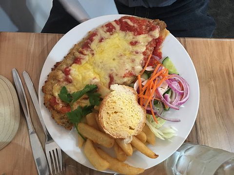 Jolly Jumbuck Bistro - Stays Accommodation 0