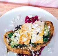 Lulus Cafe Poke - Stays Accommodation