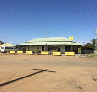South Hay Hotel - Stays Accommodation