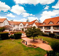 Courtyard Restaurant - Mercure Hotel Canberra - Stayed