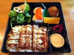Canberra Restaurants and Takeaway Stays Accommodation Stays Accommodation