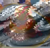 Darwin's on Vincent - Stayed