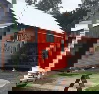Moon River Cafe - Stays Accommodation