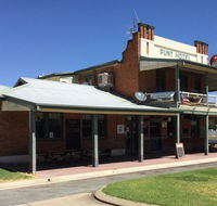 Punt Hotel - Stays Accommodation