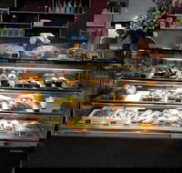 Kinky Swell - Stayed