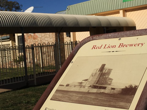 Wilcannia Golf Club - Stays Accommodation 1