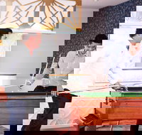 James Bull Bar - Stayed