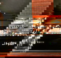 La Veen Coffee and Kitchen