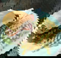 Queen Bee Cafe - Stayed