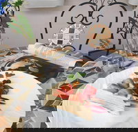 Juno Dessert  Cafe - Stayed