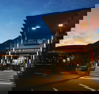 Macey's Bistro - Stayed