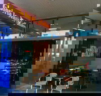 Gloria Jeans Coffees - Stayed