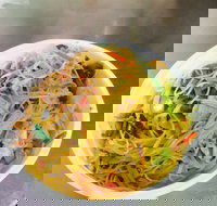 Noodle  Sushi Combo - Stayed