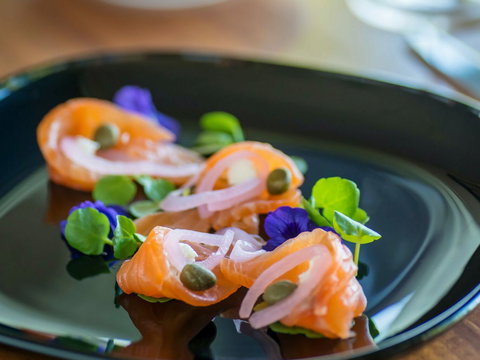 Hollick Estates - Stayed 1