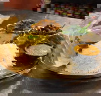 Nanglos Cafe - Stayed