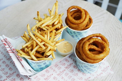 Betty's Burgers & Concrete Co. - Windsor - Stayed 0