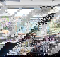 Lake House Restaurant - Stayed